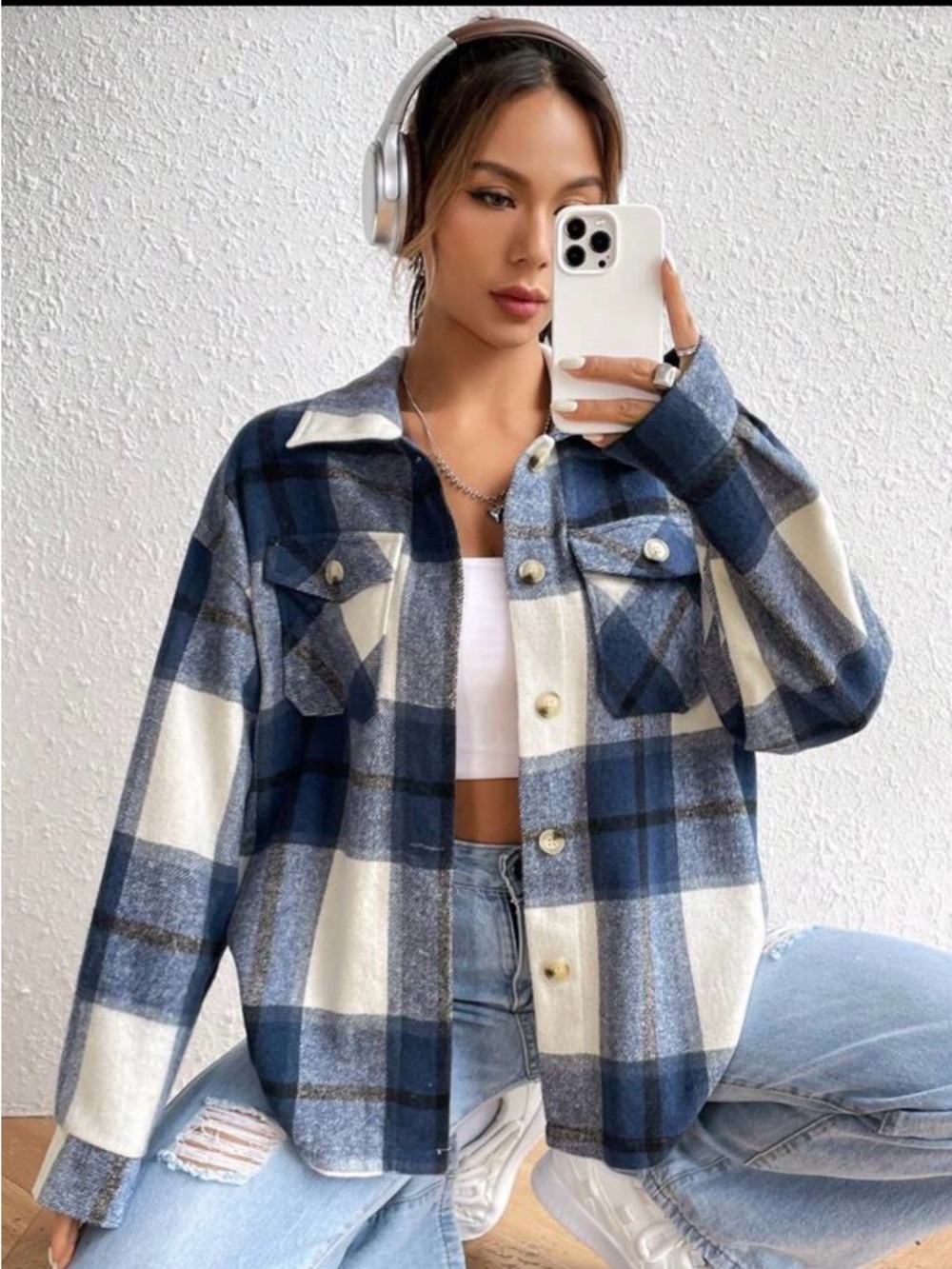 Womens Small Blue and White Plaid Flannel Button-Up Shacket